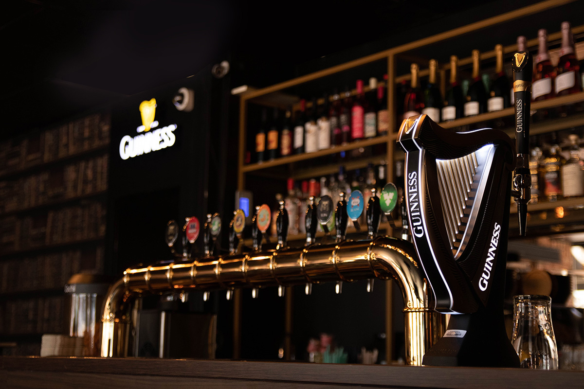 Tamperelaisen Bar Prince Hamletin baaritiski